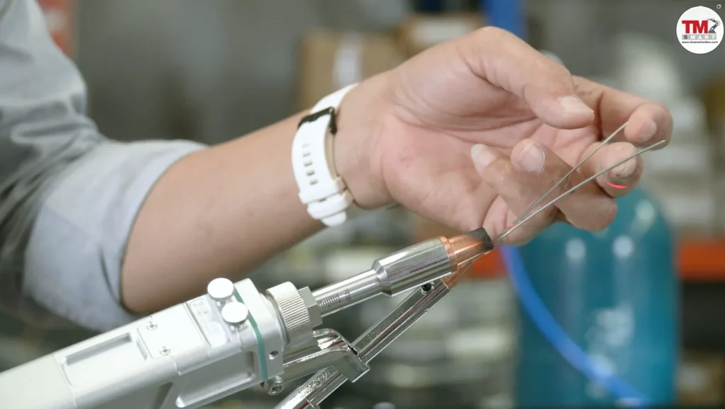 ระบบลวดคู่ของเครื่องเชื่อมเลเซอร์ Thermatech