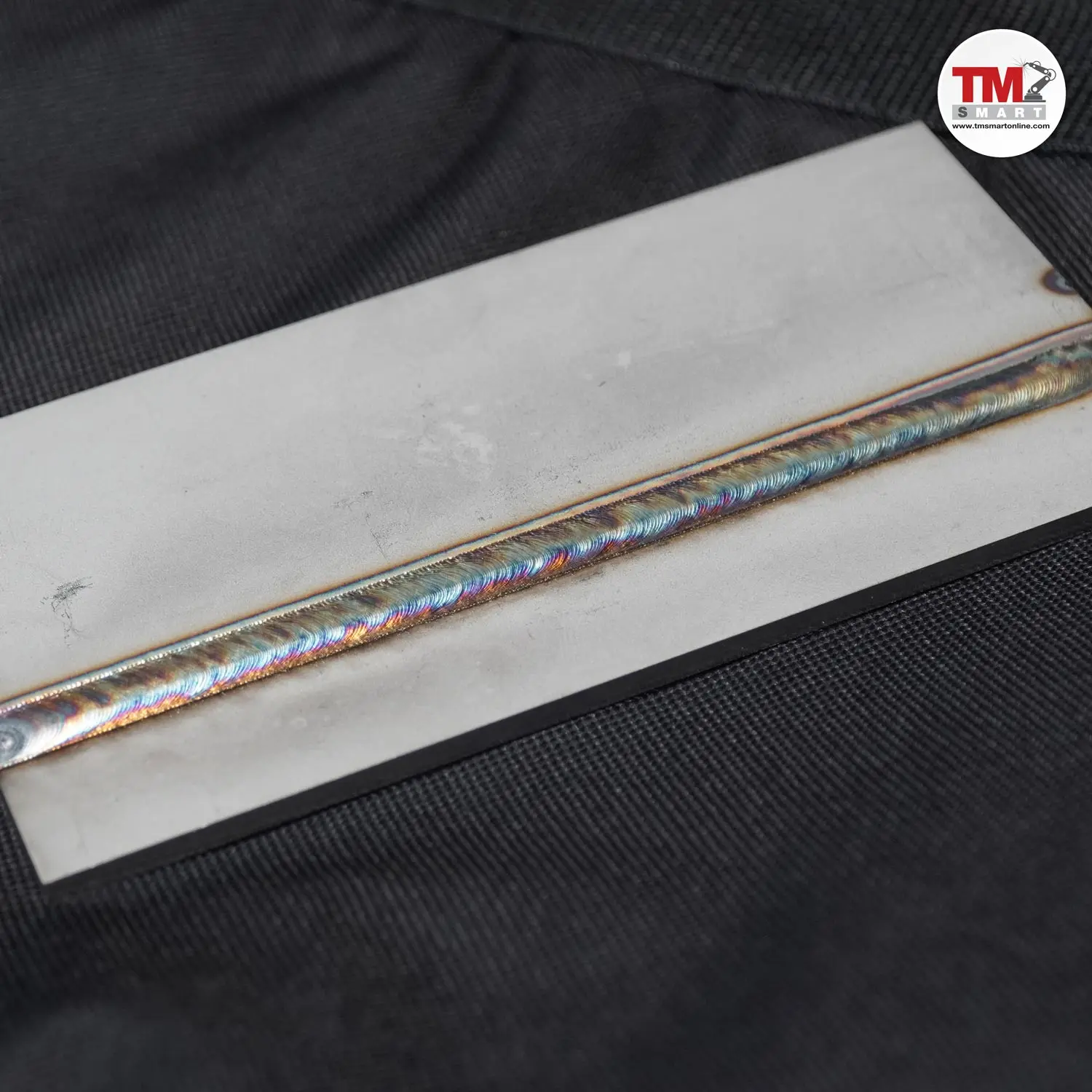 แนวเชื่อมเลเซอร์ จากเครื่องเลเซฮร์ไฟเบอร์3000w แบบแนวเชื่อมหนา
